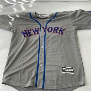 Gray Majestic New York Mets, Darryl Strawberry jersey. Men’s Medium - NWT